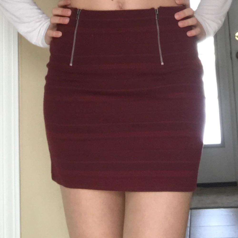 Hollister pencil skirt